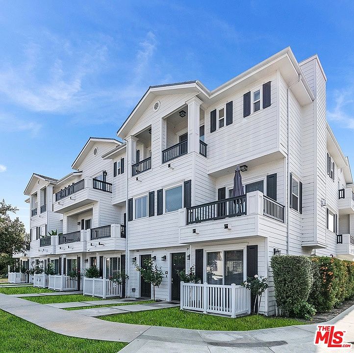 1st image of 4840 Cleon Ave Unit 103