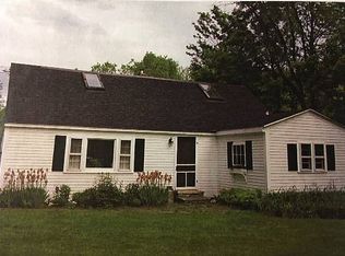 73 Breezy Ln, Chester, VT 05143