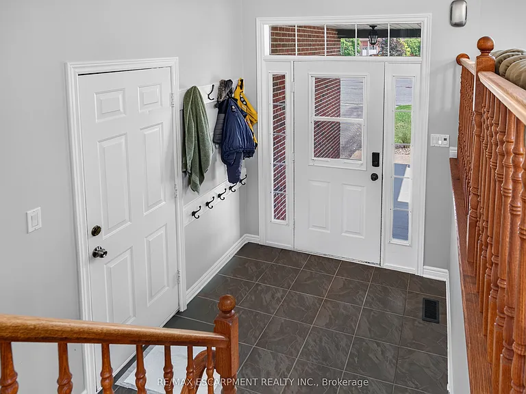 86 Golden Acres Dr — Photo 5