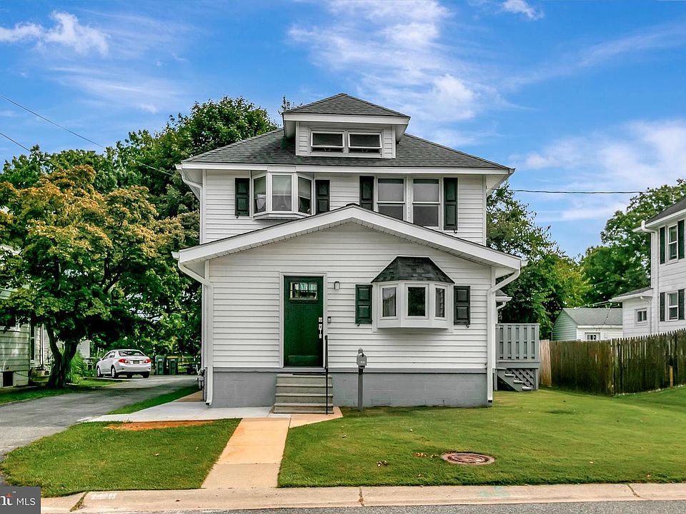 1st image of 108 Hawthorne Ave