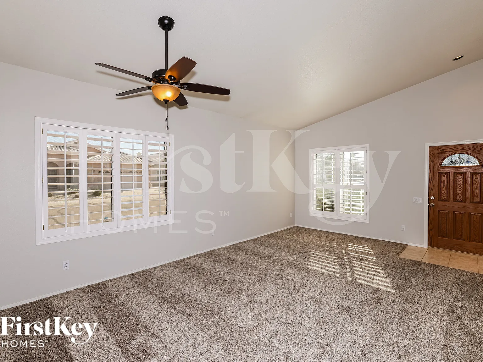 3 bed, 2.0 bath, 1756 sqft, $2,075 — Photo 2