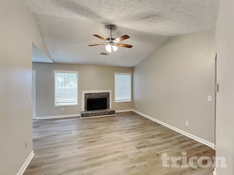 118 Taylor Knoll Way — Photo 3