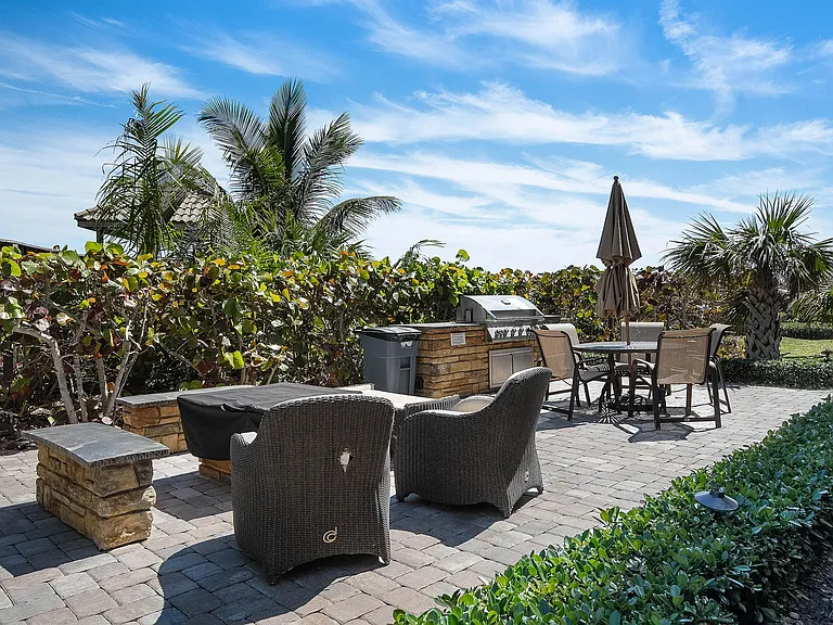 4180 N Highway A1a Hwy #604 — Photo 38