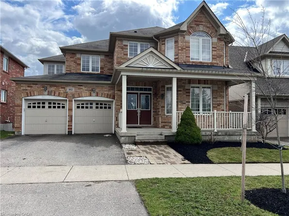 102 Baldwin Dr, Cambridge, ON N3C 0B4