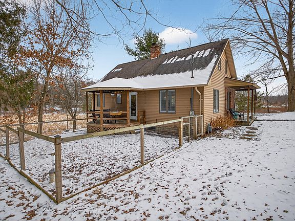 5th image of 8900 County Farm Rd