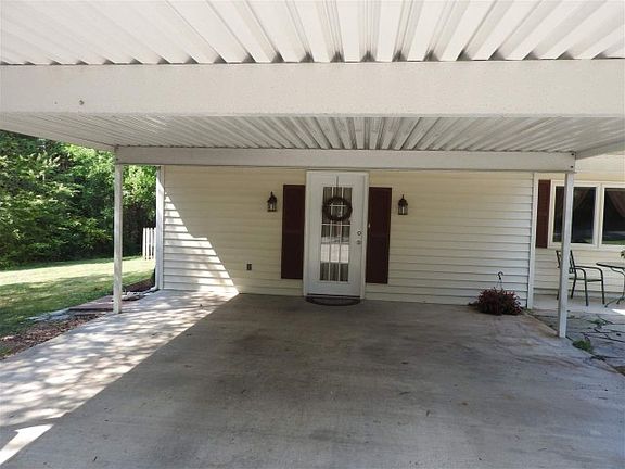 3rd image of 169 Westwood Ct NW