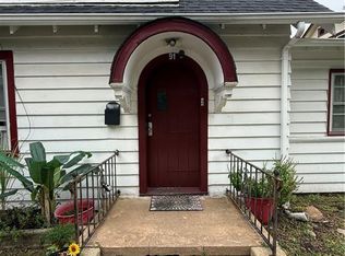 91 Nichol Ave Floor 2, New Brunswick, NJ 08901