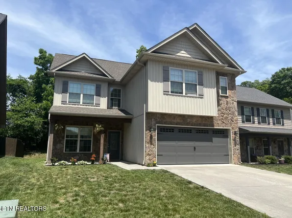1212 Dark Creek Ln, Knoxville, TN 37932