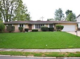 1314 Echo Dr, South Bend, IN