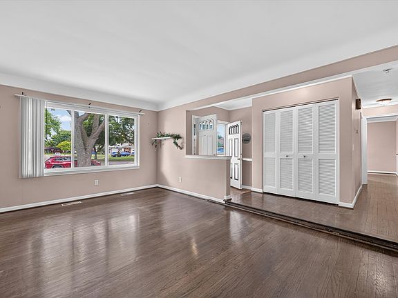 4th image of 29101 Campbell Dr