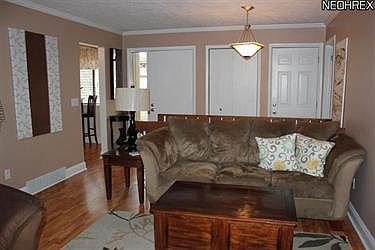 5th image of 9803 Country Scene Ln #5