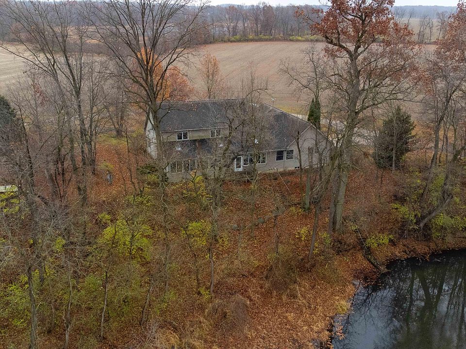 1st image of 70778 Halsey Square Rd