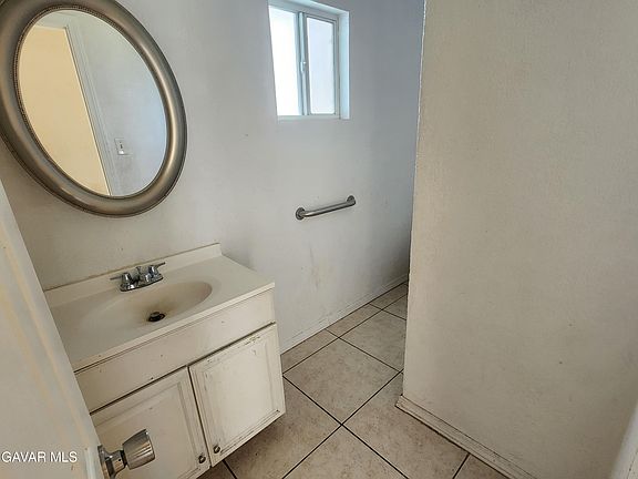 5th image of 10319 E Avenue R8