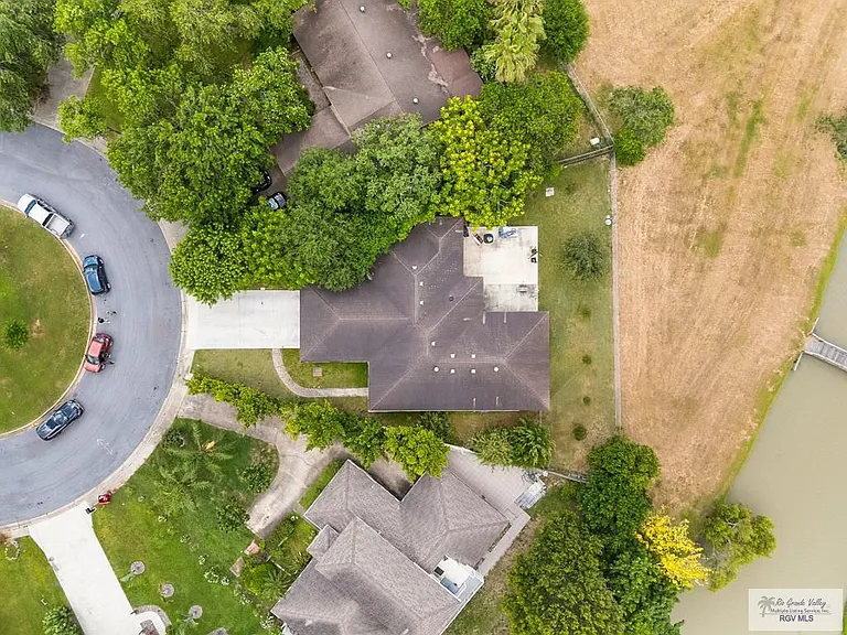 28 Red Bay Cir — Photo 23