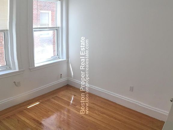 19 Queensberry St. #24 Boston - Fenway Unit Photo 4