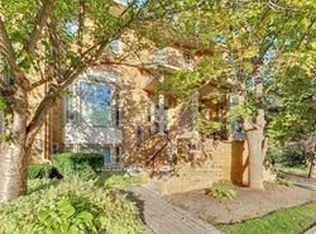 3589 Kariya Dr Townhouse 5, Mississauga, ON L5B 3J2