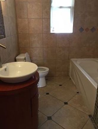 5th image of 1200 Pembrook Dr