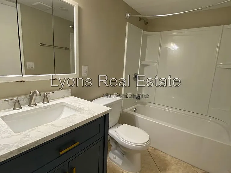 17407 Ellie Dr — Photo 40