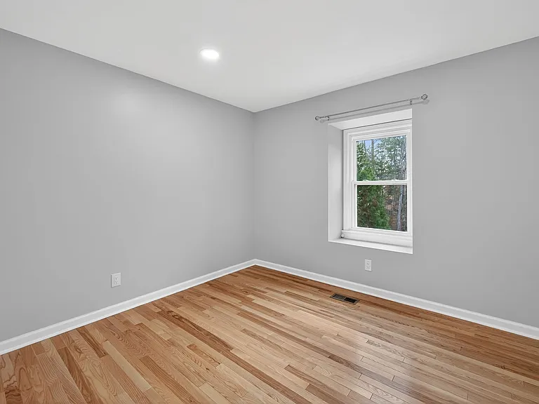 1112 Stonehedge Ave — Photo 19