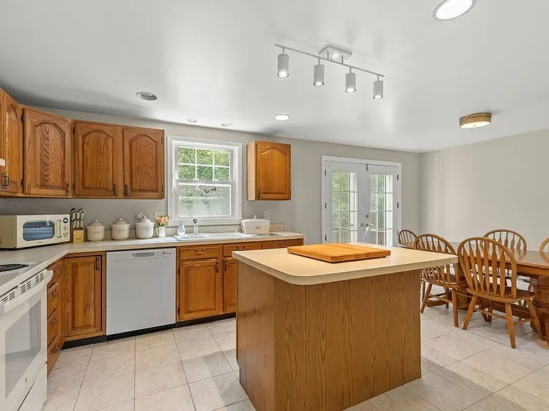 361 Cumberland Ave #0 — Photo 3
