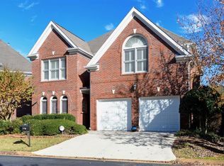 2477 Chestnut Lndg, Dunwoody, GA 30360