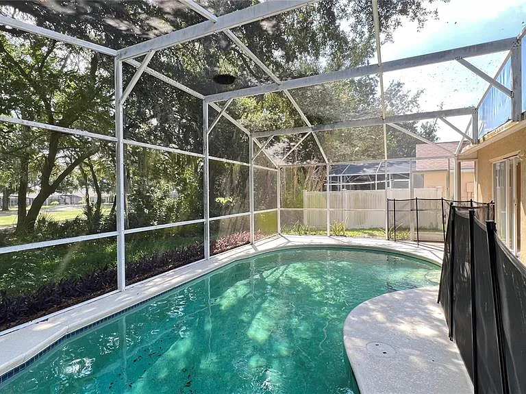 1547 Oak Hill Trl — Photo 29