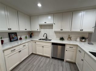 7703 Moonmist Dr APT B, Houston, TX 77036