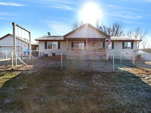 5th image of 9595 Saint Clair Hwy