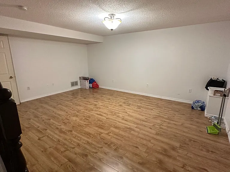 70 Chapman Ct #19 — Photo 4