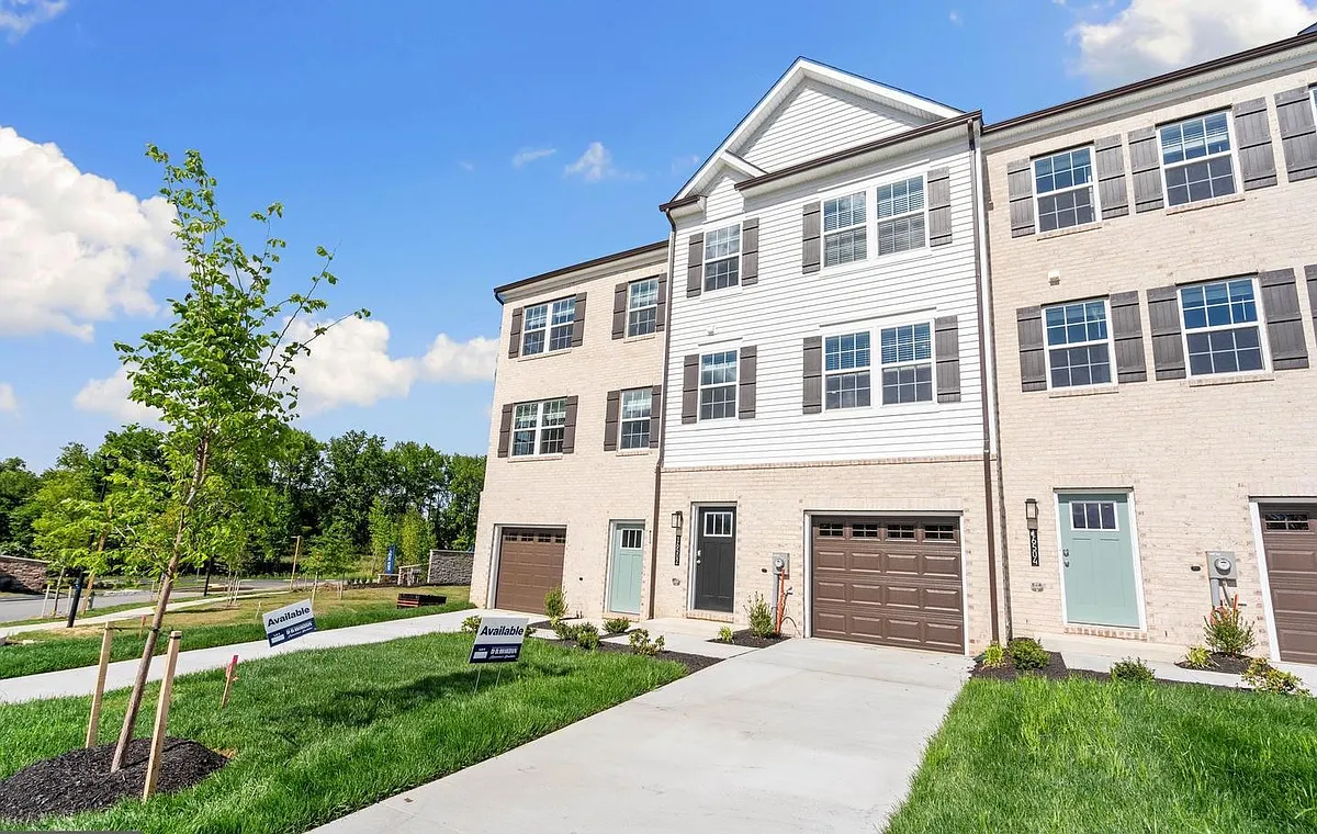 Building Photo - 16502 Green Glade Dr