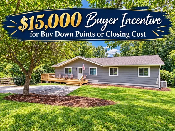 966 Magnolia Ln, Christiansburg, VA 24073