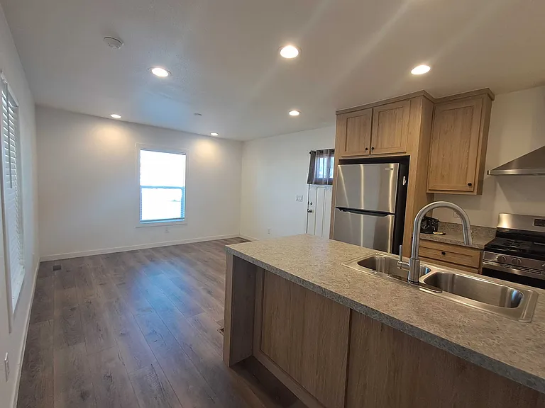2701 E Allred Ave #81 — Photo 21