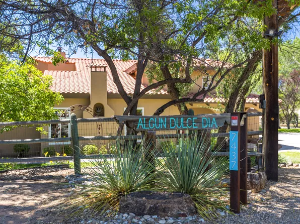 7437 Rio Grande Blvd NW, Los Ranchos De Albuquerque, NM 87107