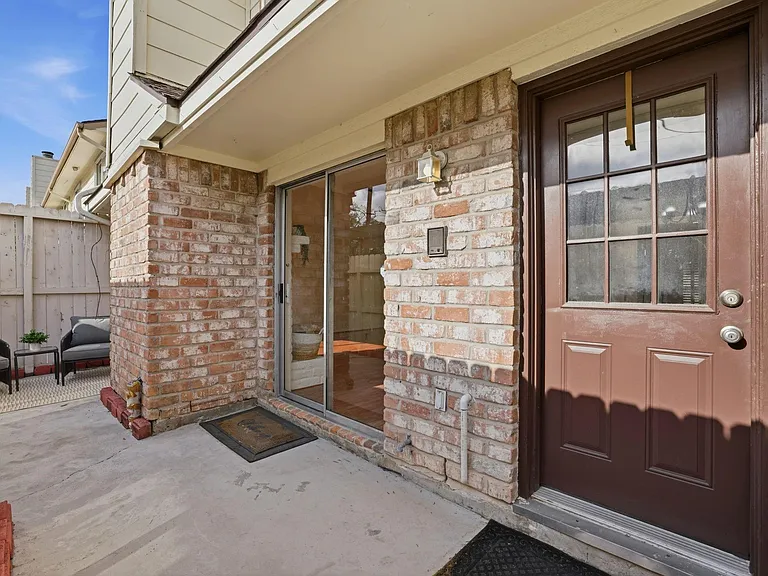 14121 Lost Meadow Ln — Photo 33