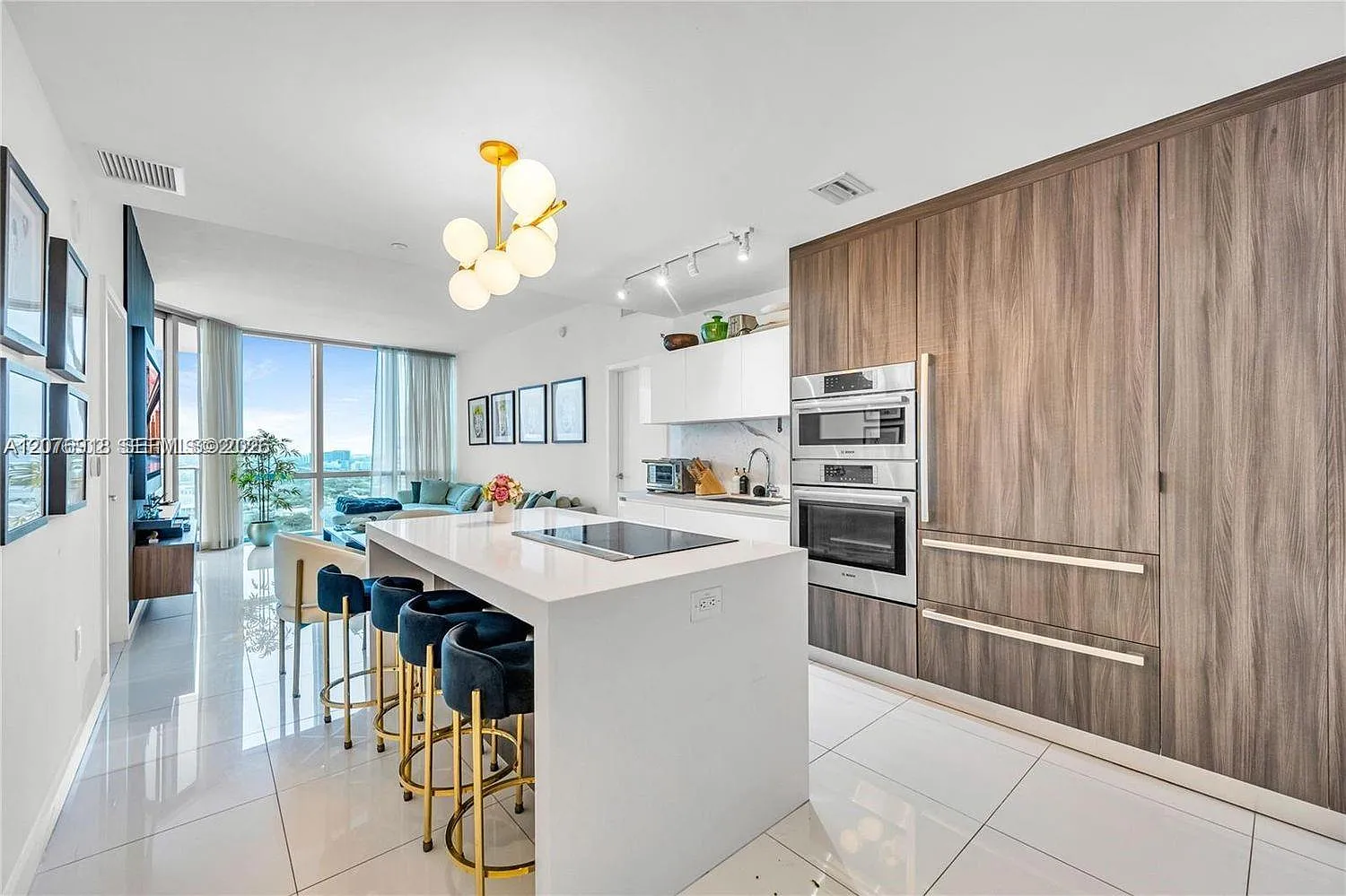 Paramount Miami Worldcent — Photo 3