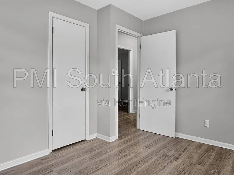 206 Evenview Cir — Photo 11