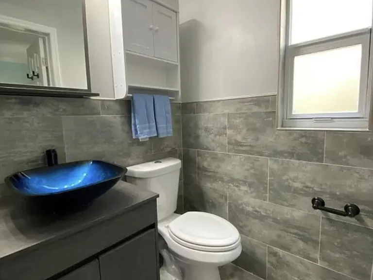 3721 NE 170th St #1 — Photo 35