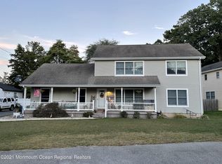 1414 Circle Dr, Forked River, NJ 08731