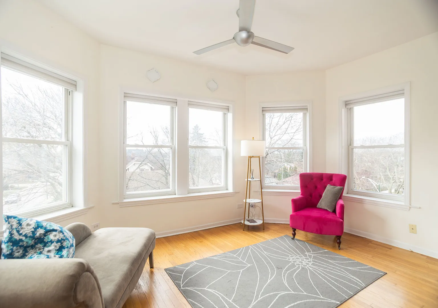 2 bed, 1500 sqft, $3,950 — Photo 3