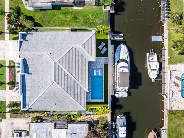 725 NE 71st Street, Boca Raton, FL 33487