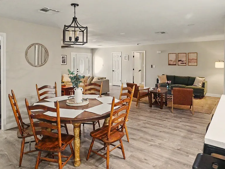 3924 W Augusta Ave — Photo 12