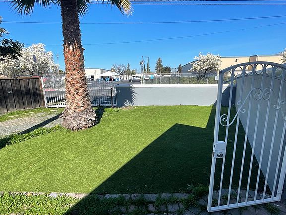 3rd image of 3108 Edison Way #3108