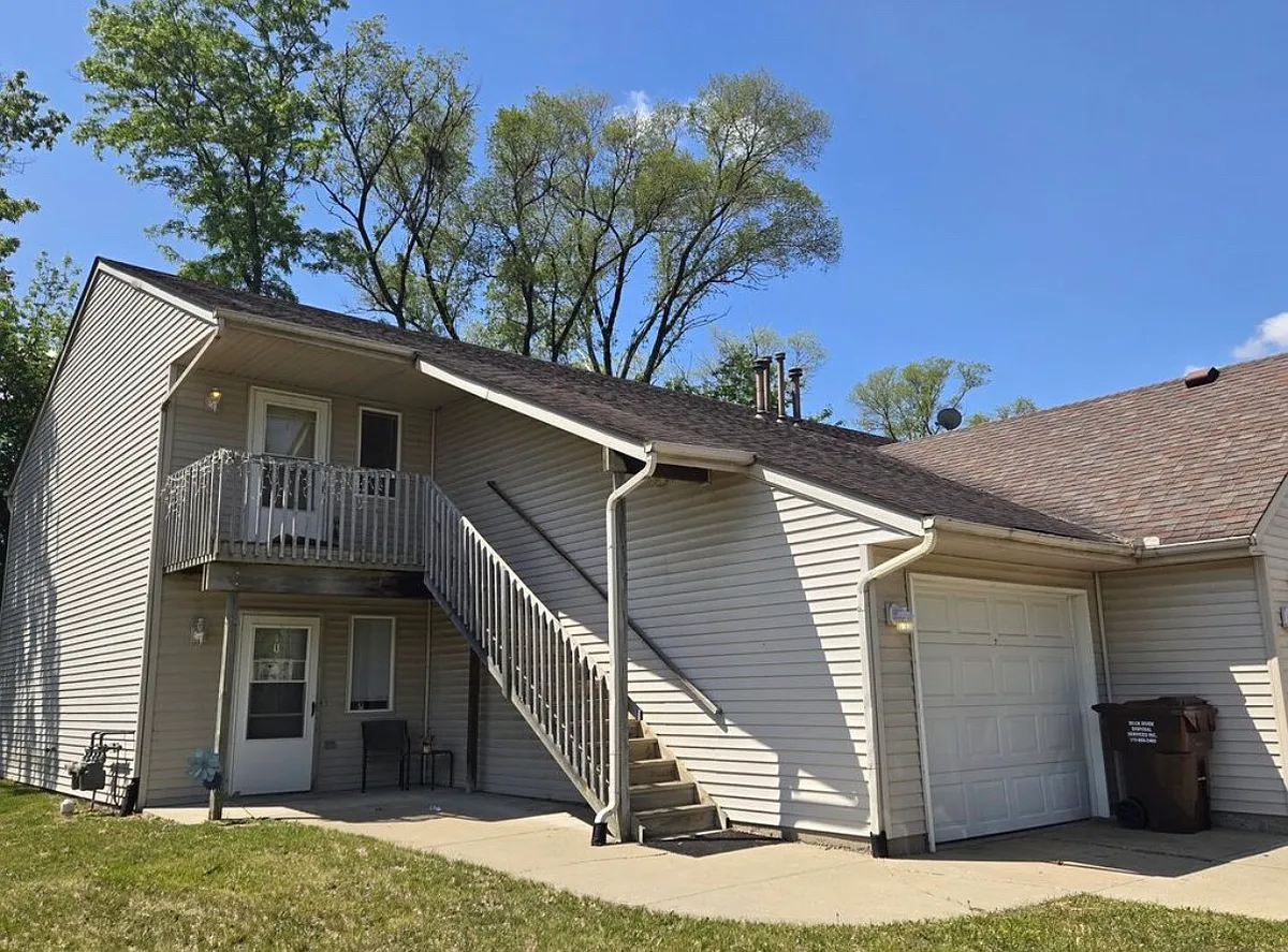 Building Photo - 951 Minns Dr #2