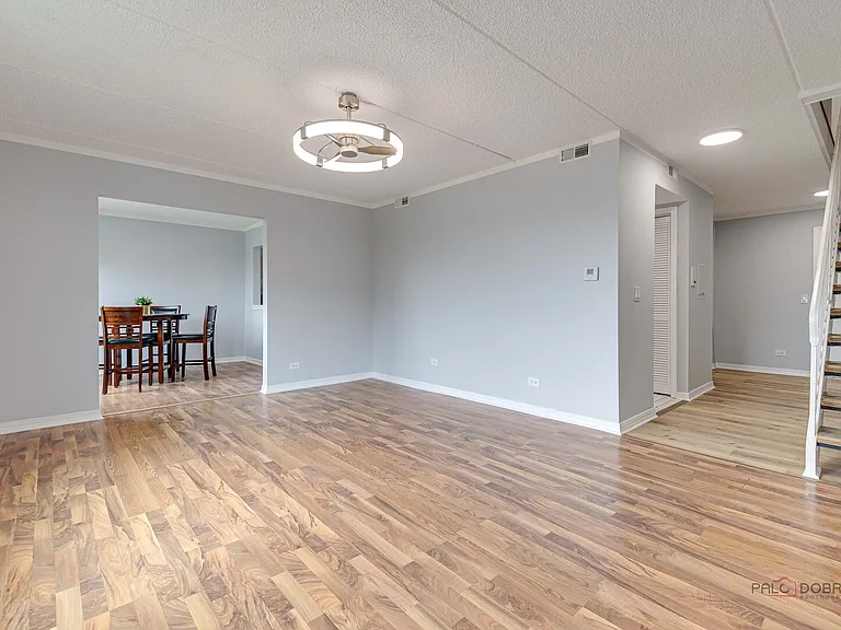 1551 Ashland Ave #306 — Photo 16