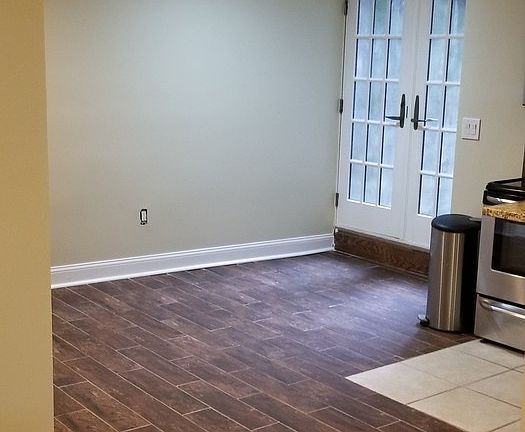2nd image of 1809 Belmont Rd NW #17