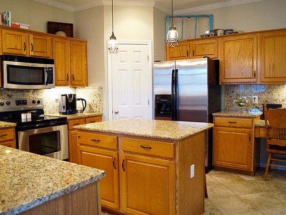 5th image of 2511 Beacon Forest Dr
