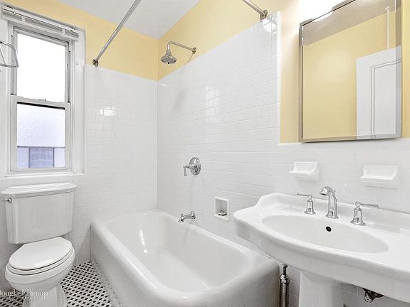 4th image of 170 W 81st St APT 7D