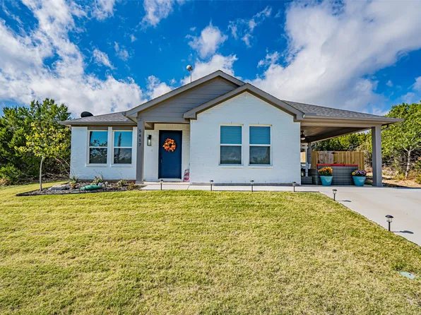 5417 Stonegate Cir, Granbury, TX 76048
