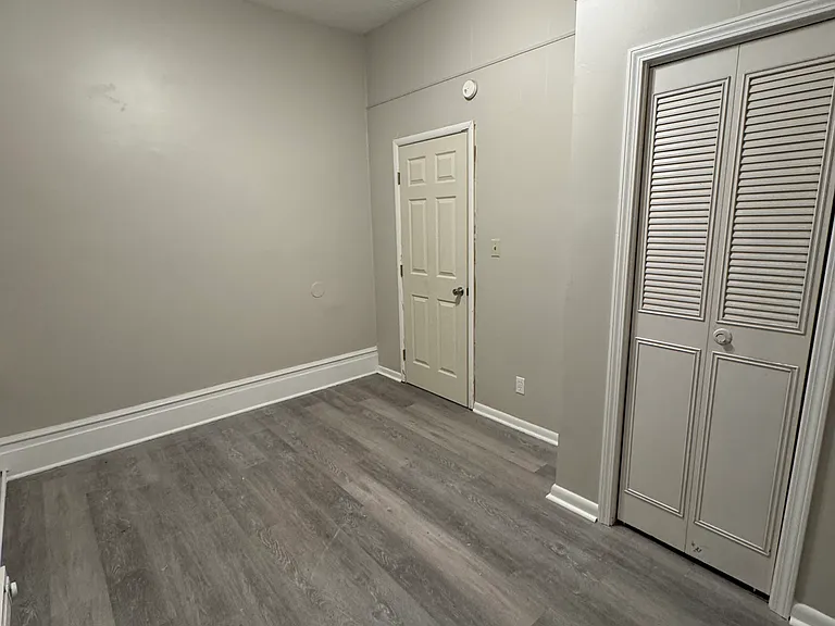 516 3rd Ave #7 — Photo 5