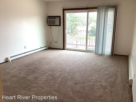 4th image of 127 8th Ave E #10350080